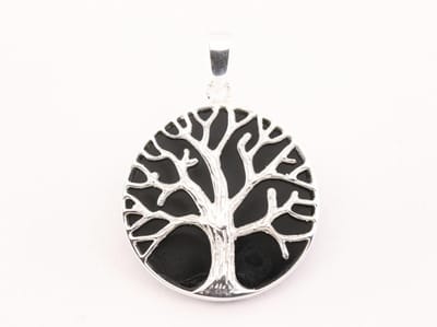 Ronde zilveren hanger met levensboom op onyx