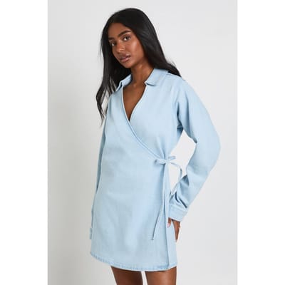 boohoo Dames Denim Wikkel Jurk | Gebleekt | Maat: 34