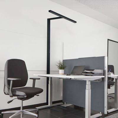 Arcchio LED kantoor vloerlamp Jolinda, T-vorm, zwart, 4.000 K