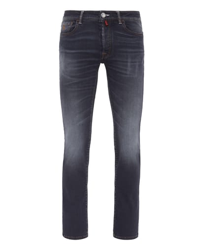 Jeans Recht Model