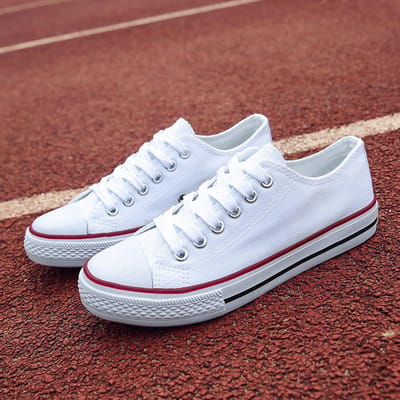 Lente en Herfst Nieuwe Trendy Canvas Schoenen Damesmode Studentenschoenen Veters Kleine Witte Schoenen Koppels Herenschoenen Casual 35 white