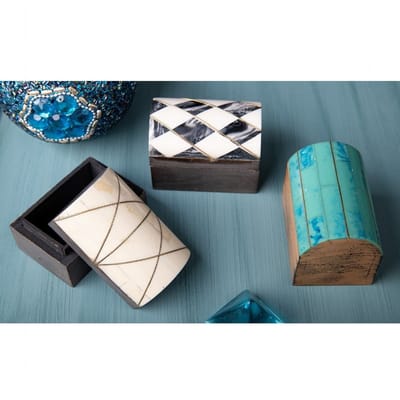 Set van 3 houten kistjes met kunsthars decoratie