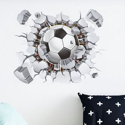 Muursticker voetbal door muur | Voetbal | Voetbal decoratie | Kinderkamer inspiratie | Meisje | Jongen | Kinderkamer decoratie | Muurdecoratie | Stickerkamer®