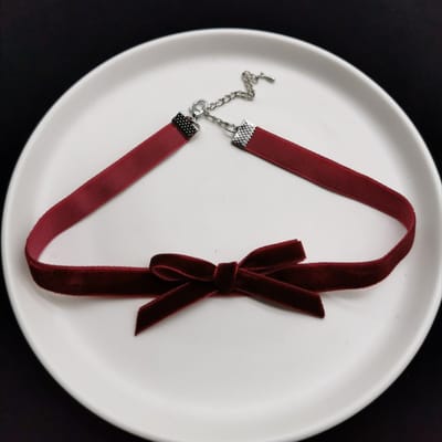 Collier Choker Nœud Vintage: Accessoires de Fête Velours Noir et Rouge pour Femmes - Parfait pour le Quotidien et les Occasions Festives rouge