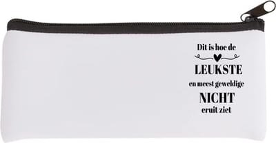 Akyol - dit is hoe de leukste en meest geweldige nicht eruit ziet Etui - Nicht - meest leukste nicht - verjaardag - cadeautje voor nicht - nicht artikelen - kado - geschenk - 20 bij 9 cm