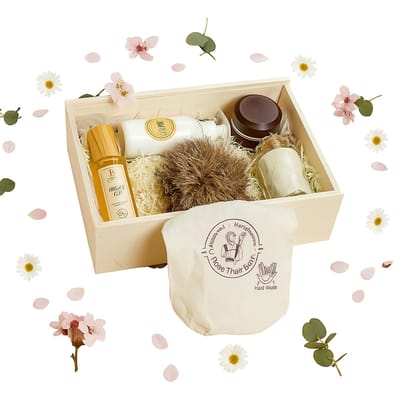 RNCosmetics -Cadeauset, Giftbox Patchouli Geur, Luxe Natuurlijke Verzorgingsbox, Vijf handgemaakte cadeaus in een houten doos, Geschikt als cadeau voor een verjaardag, Jubileum, Valentijnsdag of voor elke andere gelegenheid.