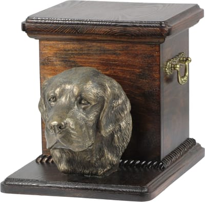 Elegante urn voor hondenas met beeldje van een Golden Retriever