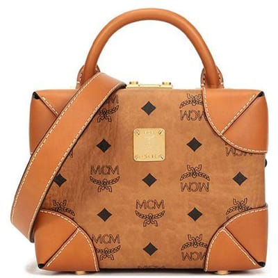 MCM Soft Berlin Visetos Gecoat Monogram Print Leer Doos Tas Dames Handtassen Bruin Cognac MWRAABF03CO001 Basic Set (Bag+Dust Bag) brown