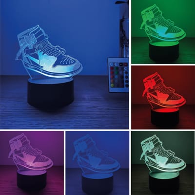 Klarigo® Nachtlamp – Sneaker - Schoen - Air - 3D LED Lamp Illusie – 16 Kleuren – Bureaulamp – Nachtlampje Kinderen – Creative lamp - Afstandsbediening