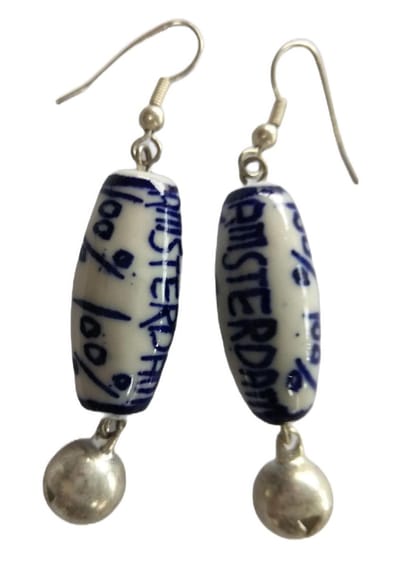 Oorhangers 100% amsterdam delftsblauw handgeschilderd porselein met rinkelend belletje