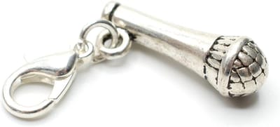 Microfoon Hanger - Muziek Zanger - Sleutelhanger Decoratie - Handgemaakt in Berlijn - ca. 27 mm - Zilverkleurig