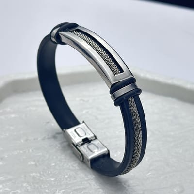 Sjika - Zilverkleurige Heren Armband – Leer & Stainless Steel – Sportief, Casual & Zakelijk – Cadeau voor hem