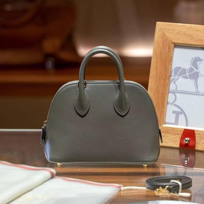 Crossbody Kleine Tas van Schelpleer, Modieuze Bowlingtas, Veelzijdige Handtas gray