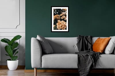 FrameYourWall® - Fotolijst met poster 20x30 - Bloemen - Rozen - Beige - Planten - Herfst - Fotokader van hout - Kaders en lijsten - Houten fotolijstje - Wissellijst voor muurposter - Picture en photo frame - Posterlijst - Fotohouder