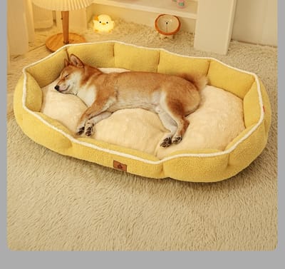 Daity Een stijlvol en comfortabel huisdierbed, warm en knus, geschikt voor kleine huisdieren tot 5 kg, maat M 70×50×13 cm (geel).
