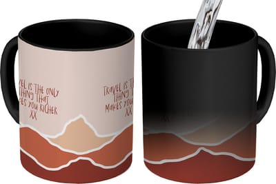 Magische Mok - Foto op Warmte Mokken - Koffiemok - Spreuken - Quotes - Travel is the only thing that makes you richer - Oranje - Magic Mok - Beker - 350 ML - Theemok - Mok met tekst