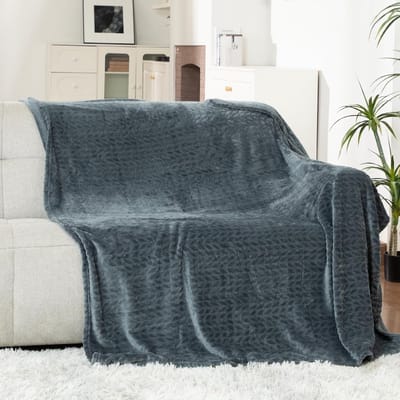 Famanu - Deken 130 x 170 cm - Zachte Warme Banksprei - Makkelijk te Reinigen Pluche Plaid voor Alle Seizoenen