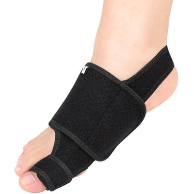 Three dimensional pressure hallux valgus corrector Black   PU silicone arch pad (1 pair) beige