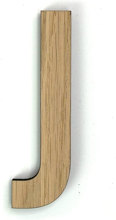 Houten letter J - 37 cm hoog
