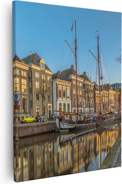 Artaza Canvas Schilderij Zeilboot - 40x50 cm - Wanddecoratie Grachten Groningen - Muurdecoratie Stad - Kamer Accessoires Boot