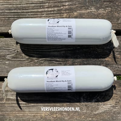12 x 800 gram Houdbare Worsten - KIP & ZALM - Zacht gestoomd vlees, glutenvrij, makkelijk voor de vakanties - Versvleeshonden.nl