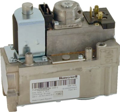Wolf Gaskombiventiel voor NG-30E90/120, 8902441