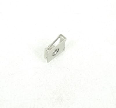 Agrafe de carrosserie M5 1173424111 pour scooter Peugeot 125 CITYSTAR LC 2011 à 2016 Neuf