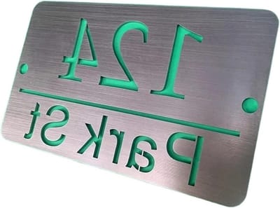 Huisnummer Bord - Adres Plaat - Huis Herkenning - Geborstelde Afwerking - 20x12 cm - Metaal