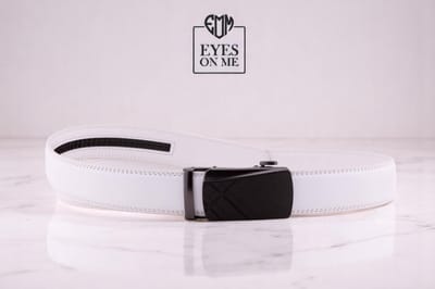 Witte lederen riem zonder gaatjes met automatische gesp voor heren ( model L046 )