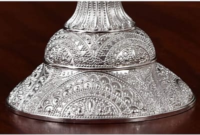 Geurbrander Kandelaar - Oliebrander Tafeldecoratie - Sfeerverhogend Huis - Zinklegering Duurzaam - 17 cm - Goud