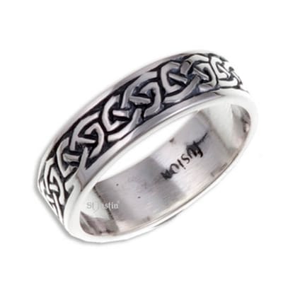 Maat 16 (UK 50)