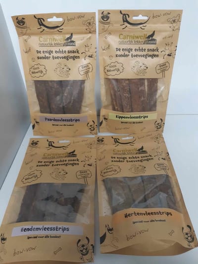 Carniwell - mixpakket natuurlijke strips 4 smaken a 100gr - hondensnacks - hert - paard - eend - kip