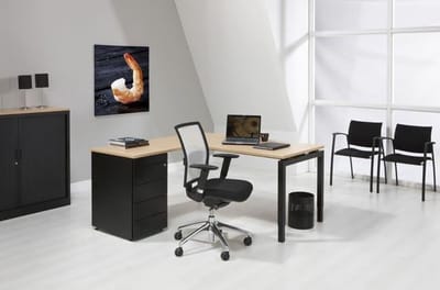 4-Poots hoekbureau met ladenblok Kubus 180 x160cm Ladeblok 3 lades met pennenlade bladkleur Robson Eiken framekleur Aluminium (RAL9006) wingzijde Links