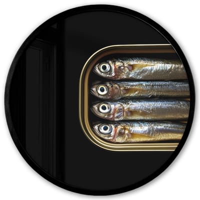 Poster in lijst Rond - Fotolijst 40x40 cm - Posters - Sardines - Blik - Zwart - Vissen - Ronde posterlijst zwart - Decoratie - Wanddecoratie woonkamer - Muurdecoratie slaapkamer