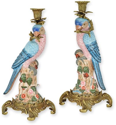 Porseleinen papegaai kandelaars met bronzen montuur – Set decoratieve vogel kandelaar set – stijlvolle kaarsenhouders voor woonkamer en sfeervolle tafeldecoratie