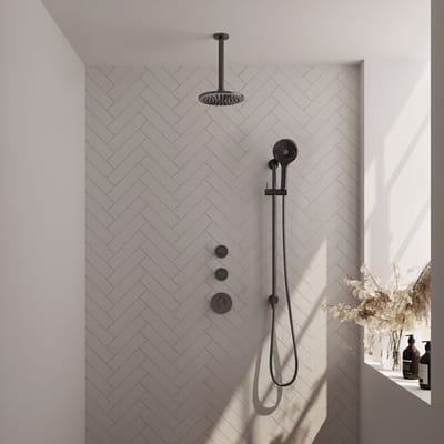 Brauer Gunmetal Edition thermostatische inbouw regendouche SET 23 met 20 cm douchekop en plafondarm en 3-standen handdouche en doucheslang en geïntegreerde glijstang gunmetal geborsteld PVD
