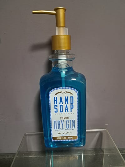 handzeep dry gin - 530 ml - leuk geschenk - grappig - mannen - kerst - verjaardag - vader dag - handig pompje