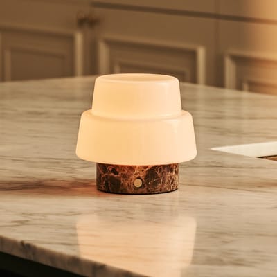 Tavellio Pissaro Small Draadloze Tafellamp – H15 – Dark Emperador en Glas – Tot 100 uur – Bruin