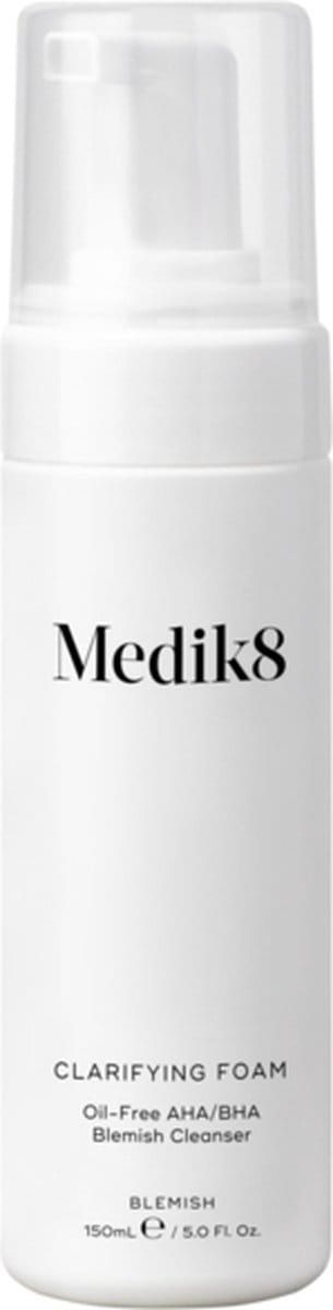 Medik8 Clarifying Foam Cleanser - Olievrije AHA/BHA reiniger voor onzuivere huid - 150ml