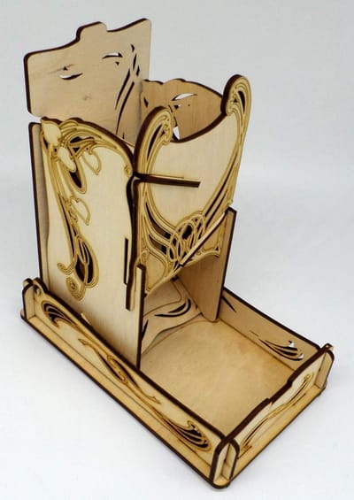 Dobbelstenen Toren - Spel Accessoire - Spelplezier Vergroten - Elfen Thema Ontwerp - 19 cm Hoog - Houtkleur