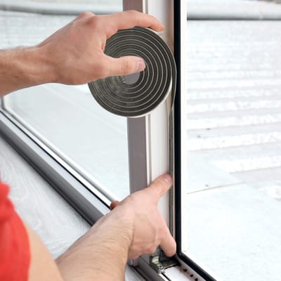 Famanu - Deurborstel afdichting weerstrip – voor schuifdeuren – ramen – winddicht – stofdicht – zelfklevende isolerende deurafdichting -...
