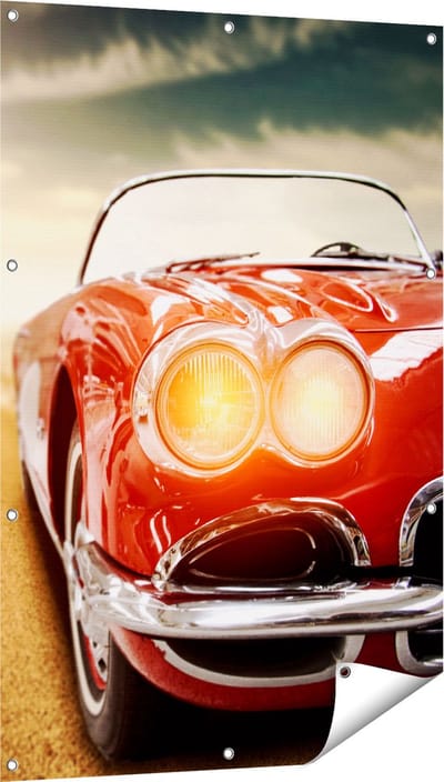 Gards Tuinposter Oude Rode Auto - Retro - 80x120 cm - Tuindoek - Tuindecoratie - Wanddecoratie buiten - Tuinschilderij