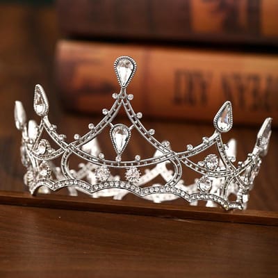 Un Cerc Complet de Couronne de Mariée Baroque Rétro Noire Tiare en Cristal Coiffure de Mariage d'Europe et d'Amérique