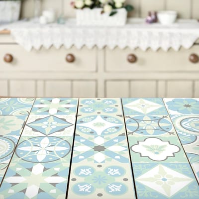 Meubeldecoratiestickers - Zelfklevende stickers voor keuken en woonkamer - 24 Victorino meubeltegelstickers - 24 stickers 10x10cm