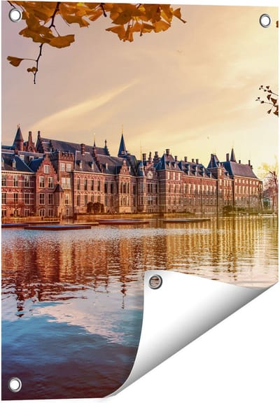 Gards Tuinposter Binnenhof Gebouw in Den Haag - 40x50 cm - Tuindoek - Tuindecoratie - Wanddecoratie buiten - Tuinschilderij
