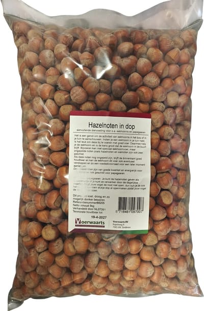 Voerwaarts Hazelnoten in dop 5 kg - hele hazelnoten - Eekhoornvoer - Papagaaienvoer - 5kg