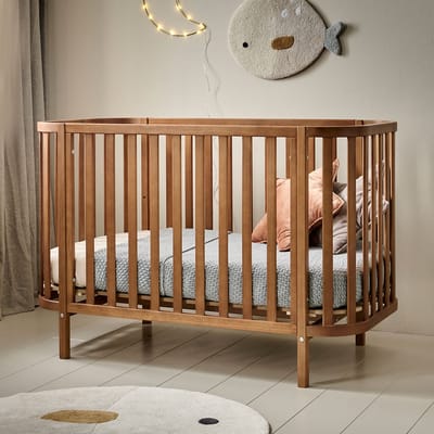 Petite Amélie Ovaal ledikant Cocoon – 60x120 cm – Walnoot
