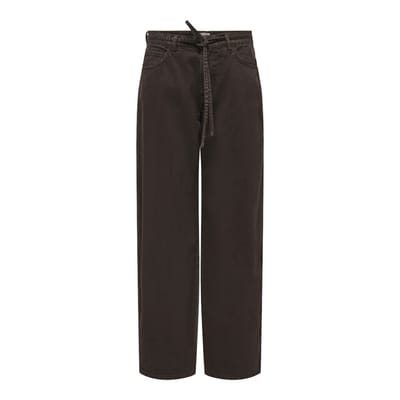 Only bruine dames jeans   Regular waist   Rinsewash wassing   Straight fit   5-Pocket zakken   Knoop- en ritssluiting   Regular waist Bruin 26/32