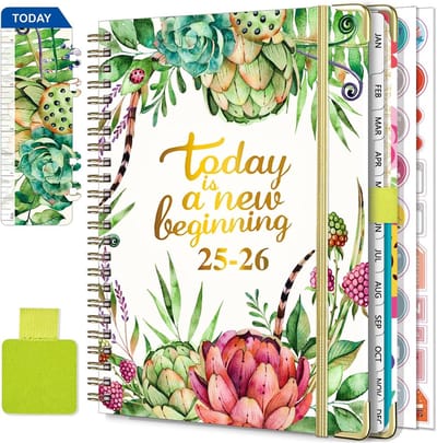 Famanu Agenda 2025 2026 Spiral Weekagenda Juli 2025 - Juni 2026 (12 maanden) A5 Schoolagenda met Penlus, Liniaal Bladwijzer & Planningsstickers (Gras groen)