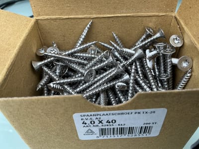 Houtschroeven RVS-A2. Torx-T25. Platkop. 200 stuks. 4.0 x 40. Deltafix.